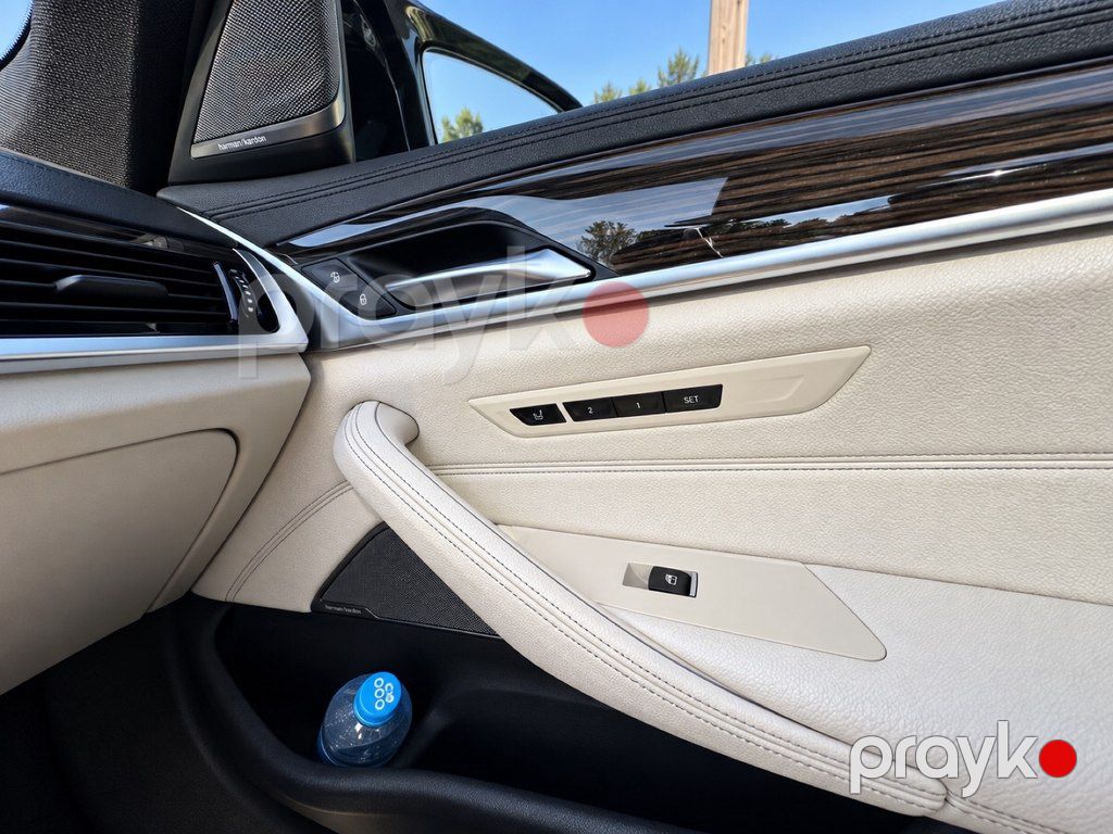 BMW 530e, 2.0 L, 12 kWh, 2017 il, 99 000 km — Avtomobillər, Bakı (9)