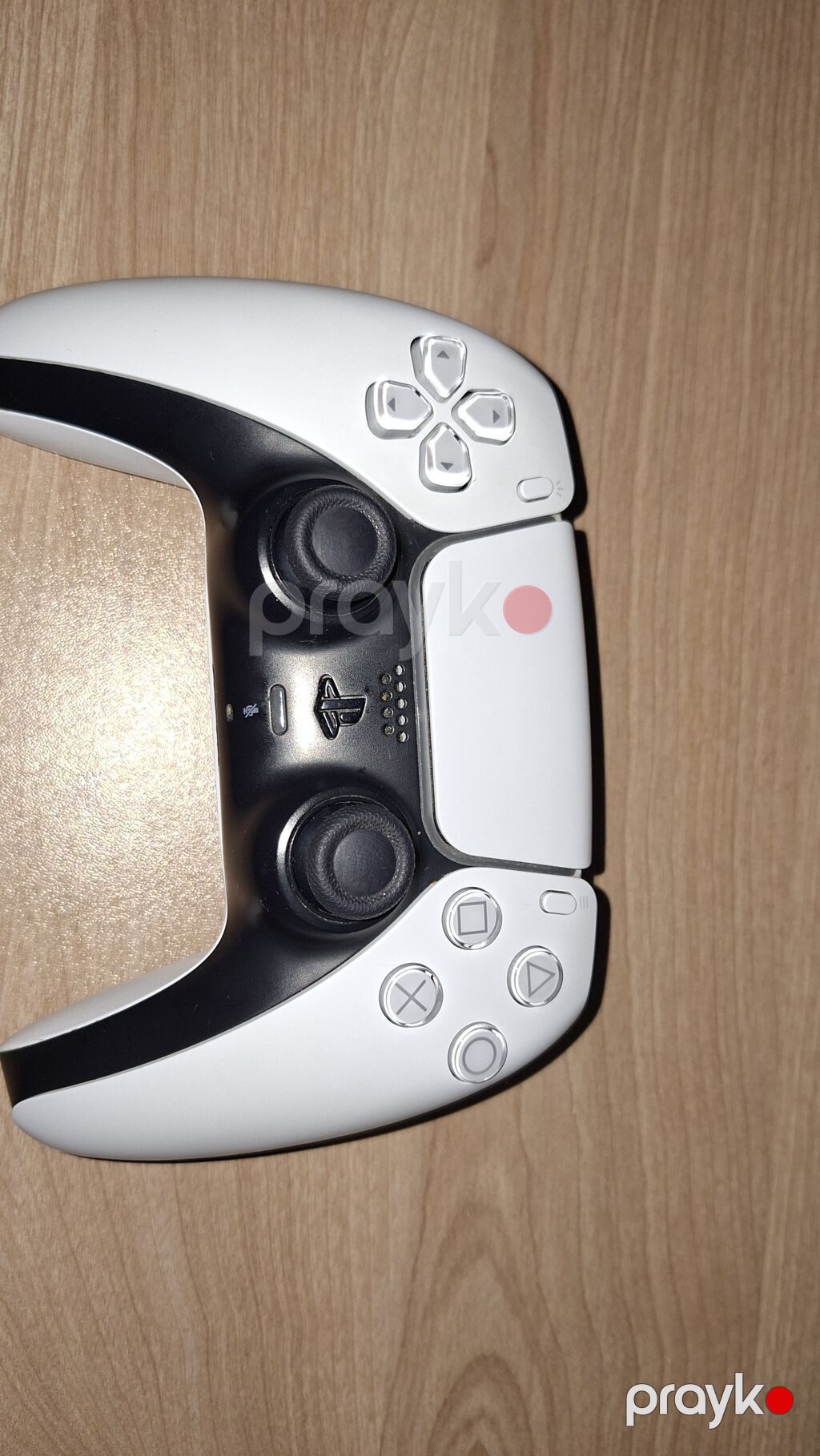 Ps5 dualsense çox təmiz istifadə olonub 3 ay olarki alınıb heç bir — Aksesuarlar, Bakı (2)