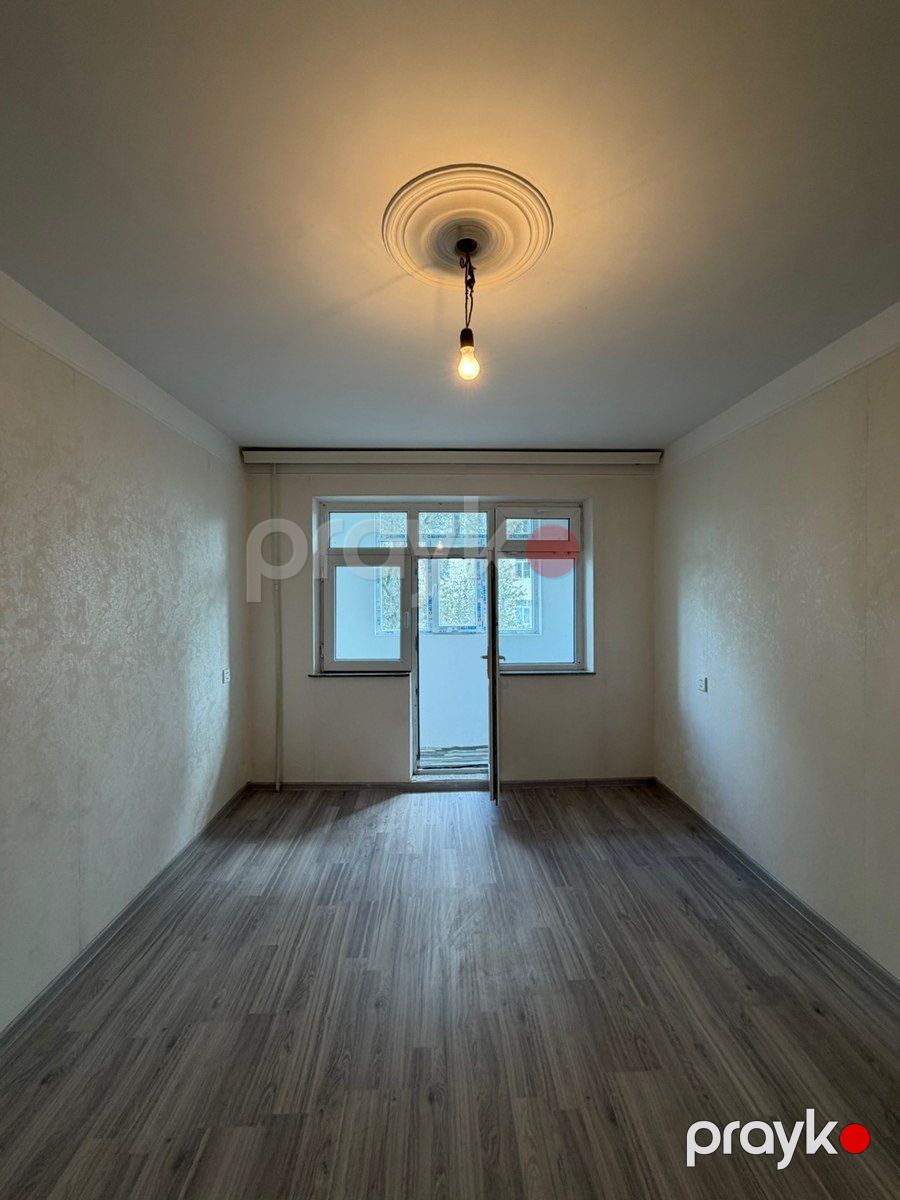 1-otaqlı mənzil, 5-ci mkr., 32 m² — Mənzil, Sumqayıt (2)