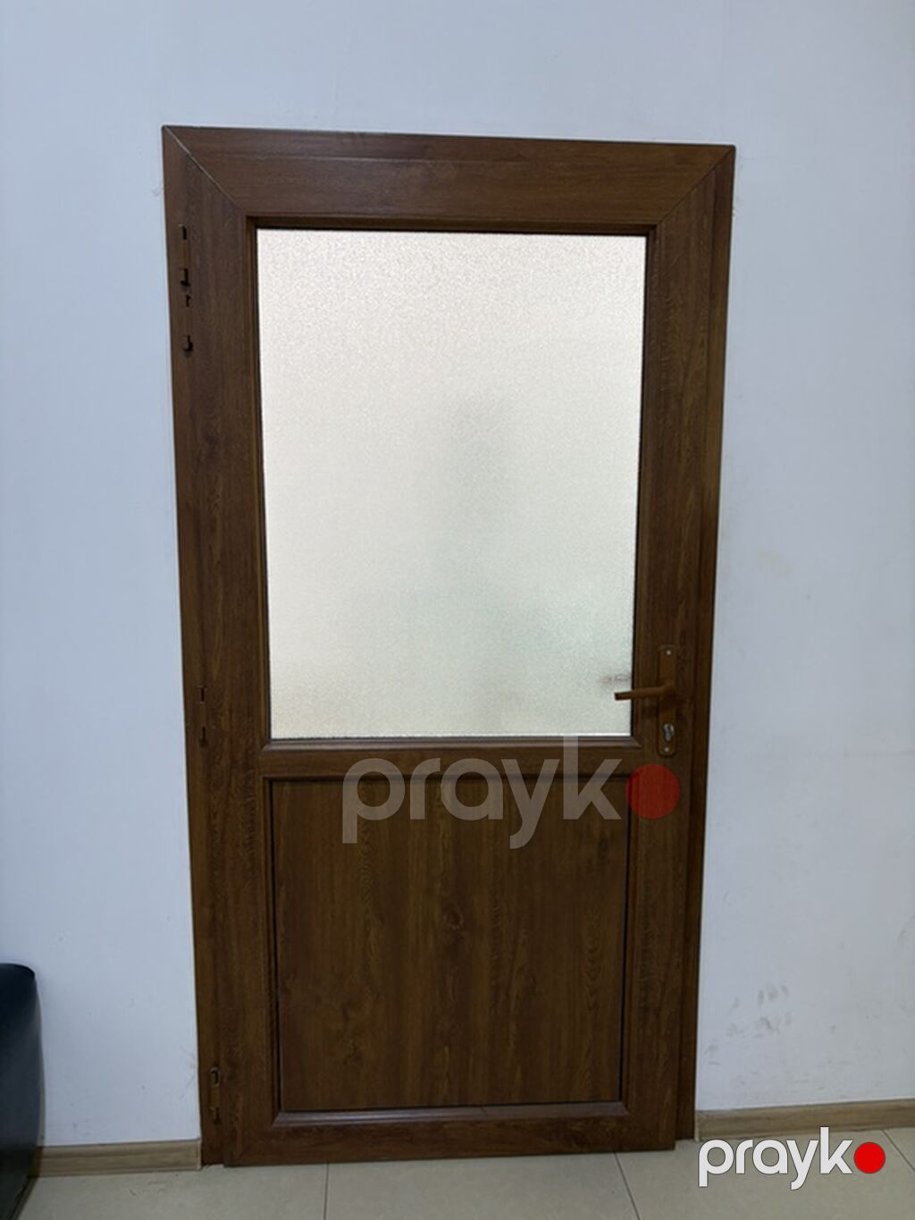 Taxta rəngli PVC iç qapı - Material: PVC profilli karkas, taxta — Pəncərələr, qapılar, balkonlar, Bakı (2)