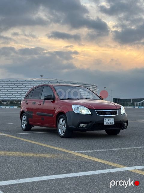 Kia Rio, 1.4 L, 2007 il, 300 000 km — Bakı