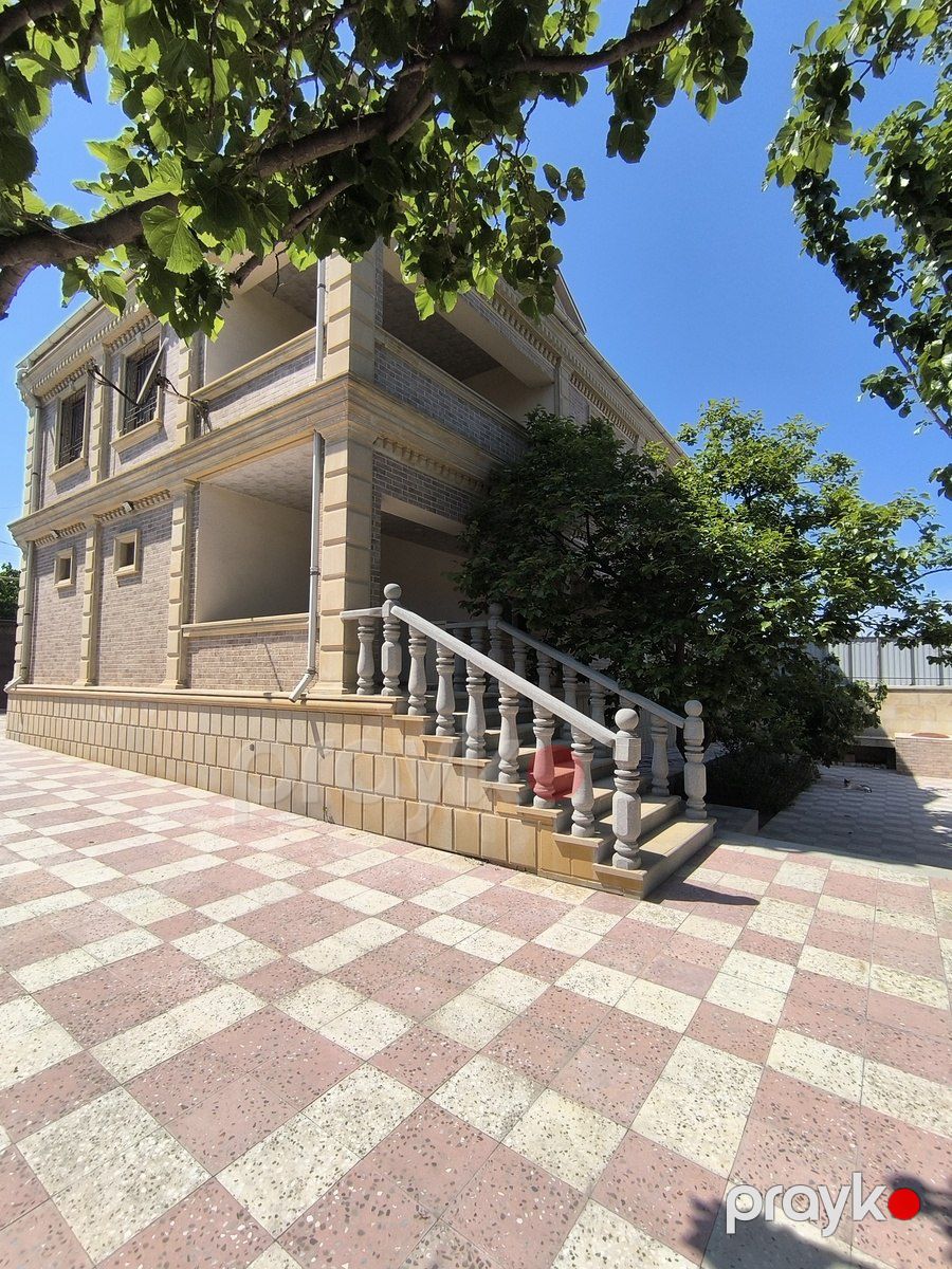 Satılır 5 otaqlı həyət evi/bağ evi 240 m² — Ev, villa, Bakı (2)