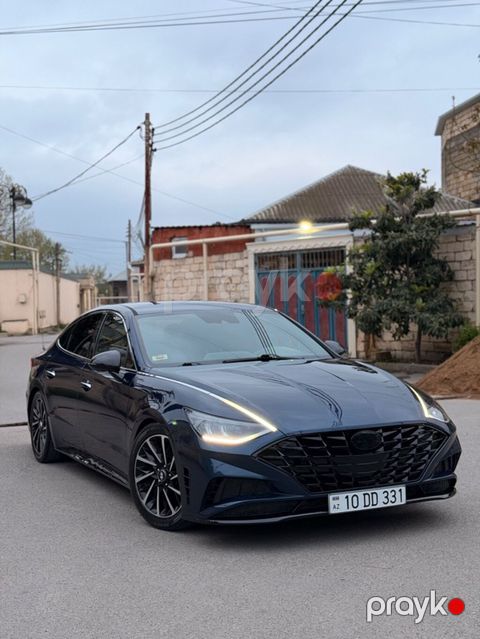Hyundai Sonata: 1.6 l Sedan — Masazır