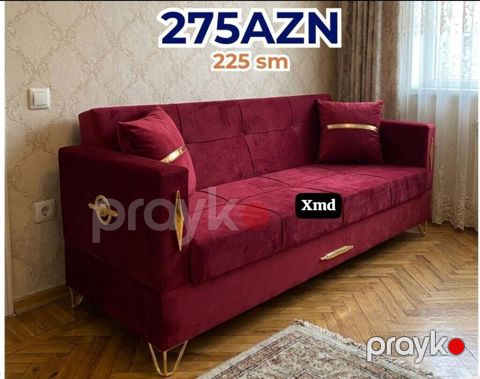 Qırmızı məxməri divan – 225 sm Qiymət: 275 AZN (şəkildə göstərildiyi — Bakı