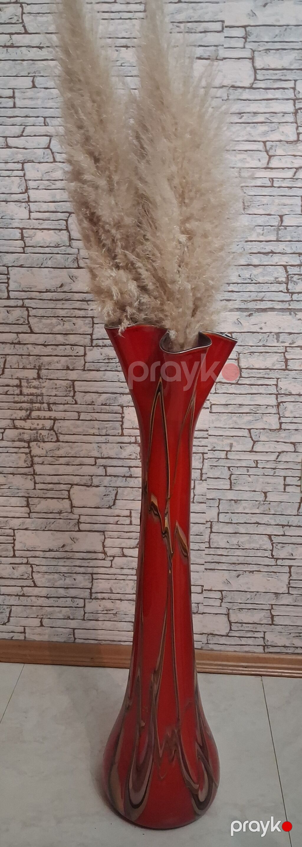 Bir vaza, Keramika — Vaazalar, kreslolar, süni çiçəklər, Bakı (2)