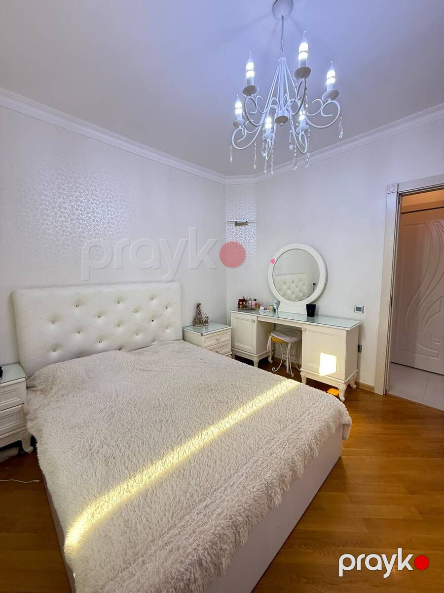 Satılır 4 otaqlı köhnə tikili 110 m² — Mənzil, Bakı (11)