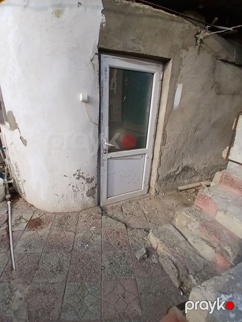 Sabuncu da marsurta mekdebe yaxin bazara yaxin 1 otaxli ev kiraye — Bakı