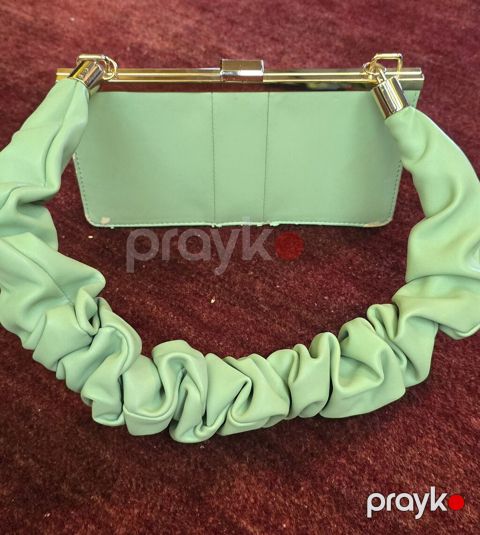 Asos Desıgn çanta - Rəng: açıq nanə-yaşıl - Forma: sərt karkaslı — Bakı