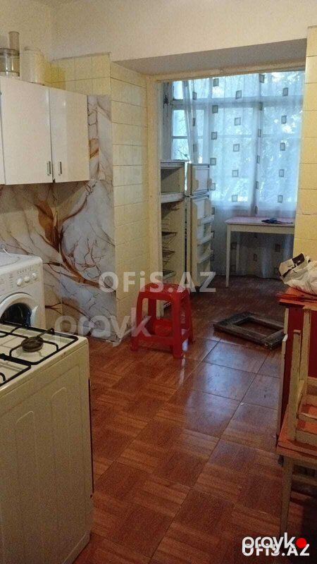 Köhnə tikili Kirayə Verilir Yasamal r., İnşaatçılar m., 2 otaq, 50 m² — Bakı