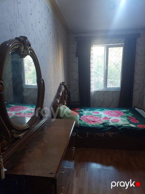 2-otaqlı mənzil kirayə verilir, 4-cü mkr., 55 m² — Bakı