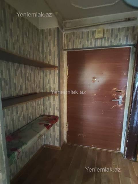 Satılır 1 otaqlı Bina evi menzil (Köhnə tikili), 32 m², 3-cü mikrorayon — ilqar