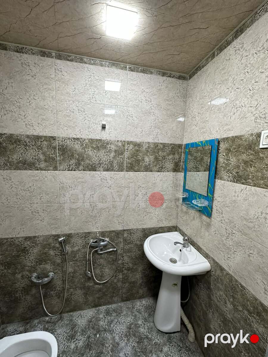 İcarəyə verilir 3 otaqlı köhnə tikili 80 m² — Mənzil, Bakı (9)