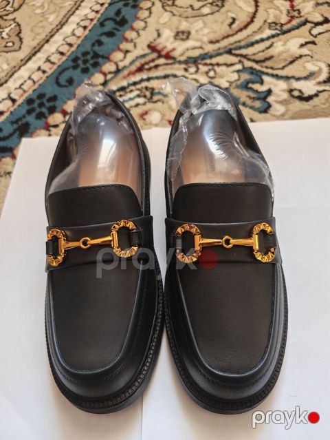 Qadın loaferləri – qara, klassik dizayn - Material: hamarlanmış qara — Bakı