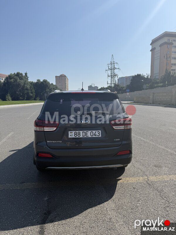 Kia Sorento, 2016 il — Minik avtomobili icarəsi, Bakı (3)