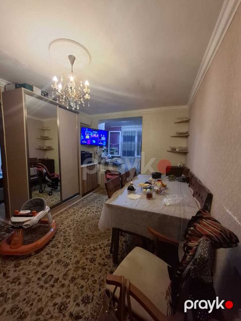 Satılır 2 otaqlı köhnə tikili 40 m² — Bakı