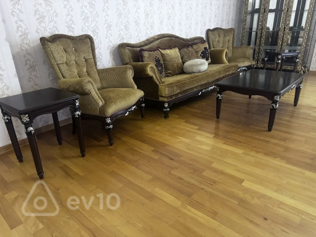 3 otaqlı mənzil, 145 m², Ənvər Hüseynov küçəsi — kirayə — Mənzil, Bakı (2)