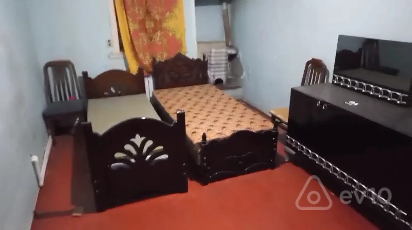 1 otaqlı həyət evi, 31 m², Nizami metrosu — kirayə — Bakı