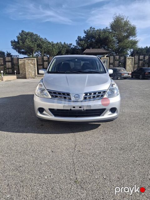 Nissan Tiida, 1.6 L, 2011 il, 250 000 km — Bakı