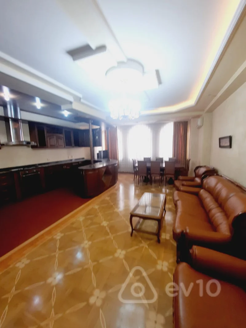 8 otaqlı mənzil, 427.6 m², Naxçıvan küç — Mənzil, Bakı (5)