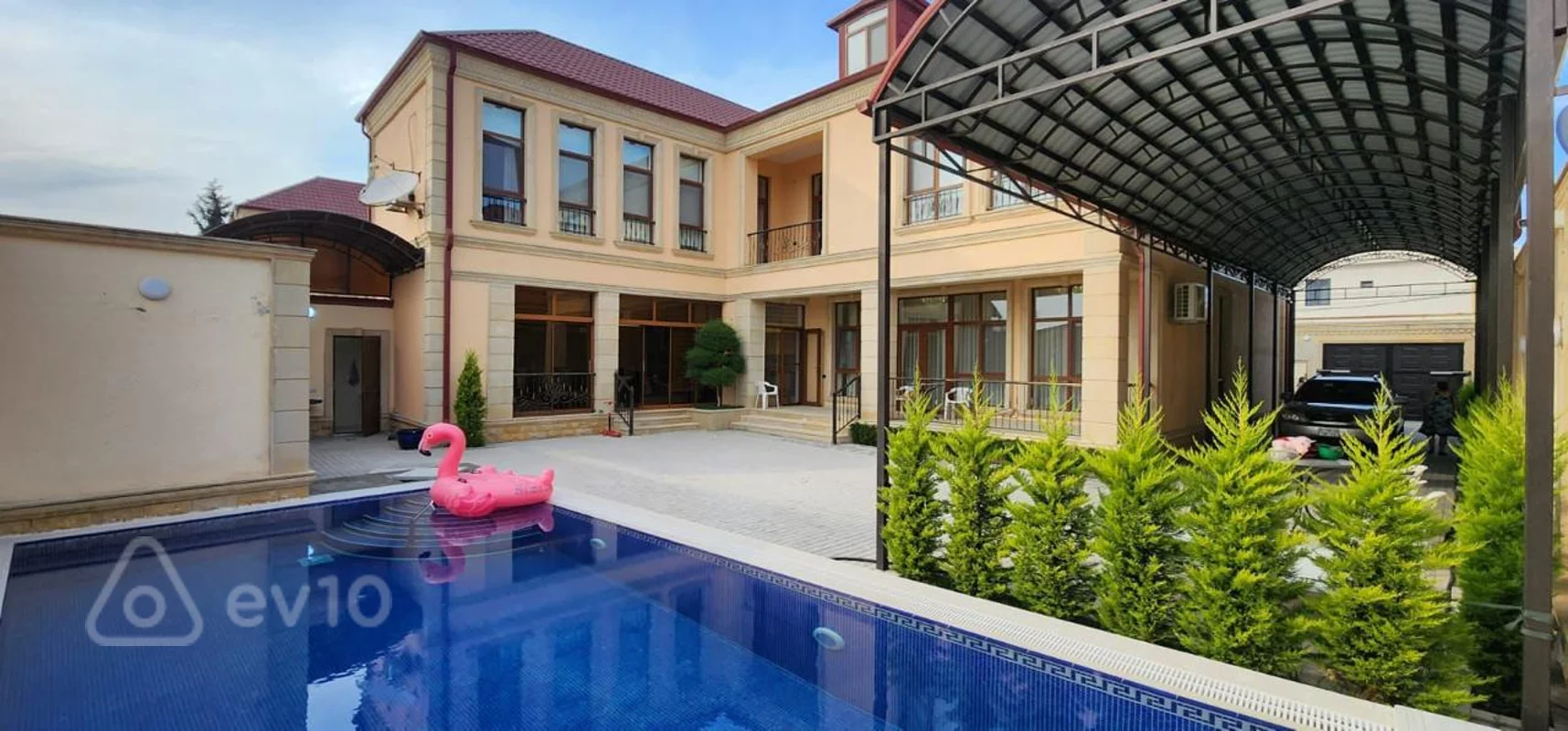 9 otaqlı həyət evi, 500 m², sam bagi resdoranin yani — Bakı