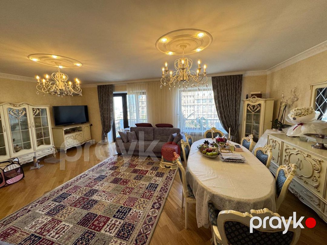 Satılır 4 otaqlı köhnə tikili 140 m² — Mənzil, Bakı (3)