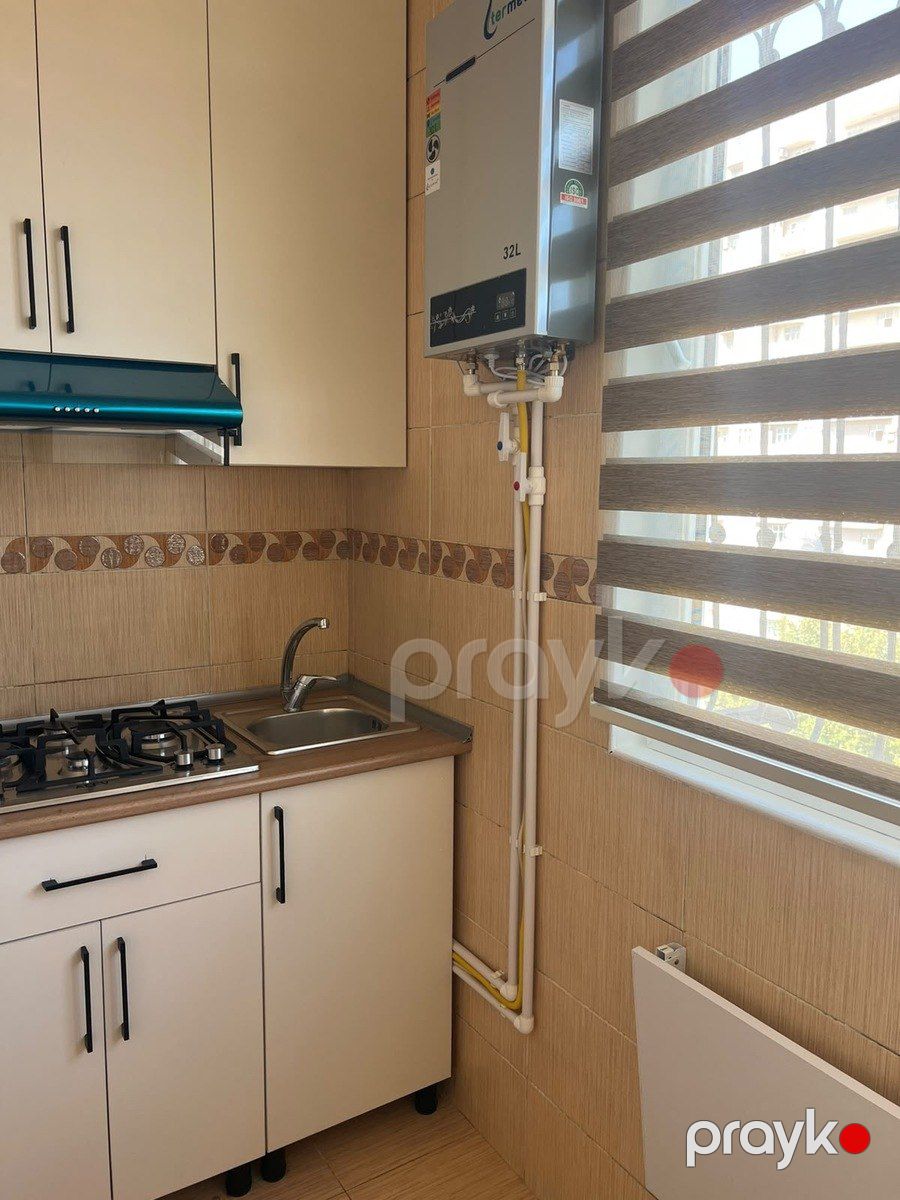 Satılır 2 otaqlı köhnə tikili 50 m² — Mənzil, Bakı (5)