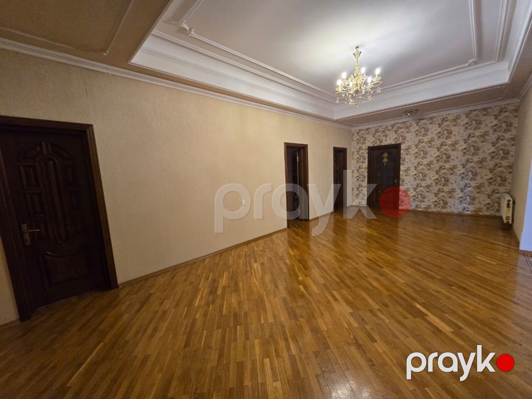 Satılır 11 otaqlı həyət evi/bağ evi 562 m² — Ev, villa, Bakı (12)