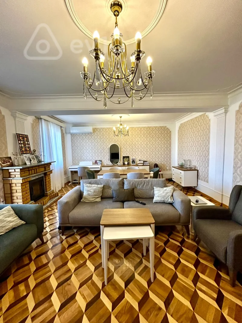 5 otaqlı mənzil, 135 m², Akademik Şəfayət Mehdiyev küçəsi — Bakı