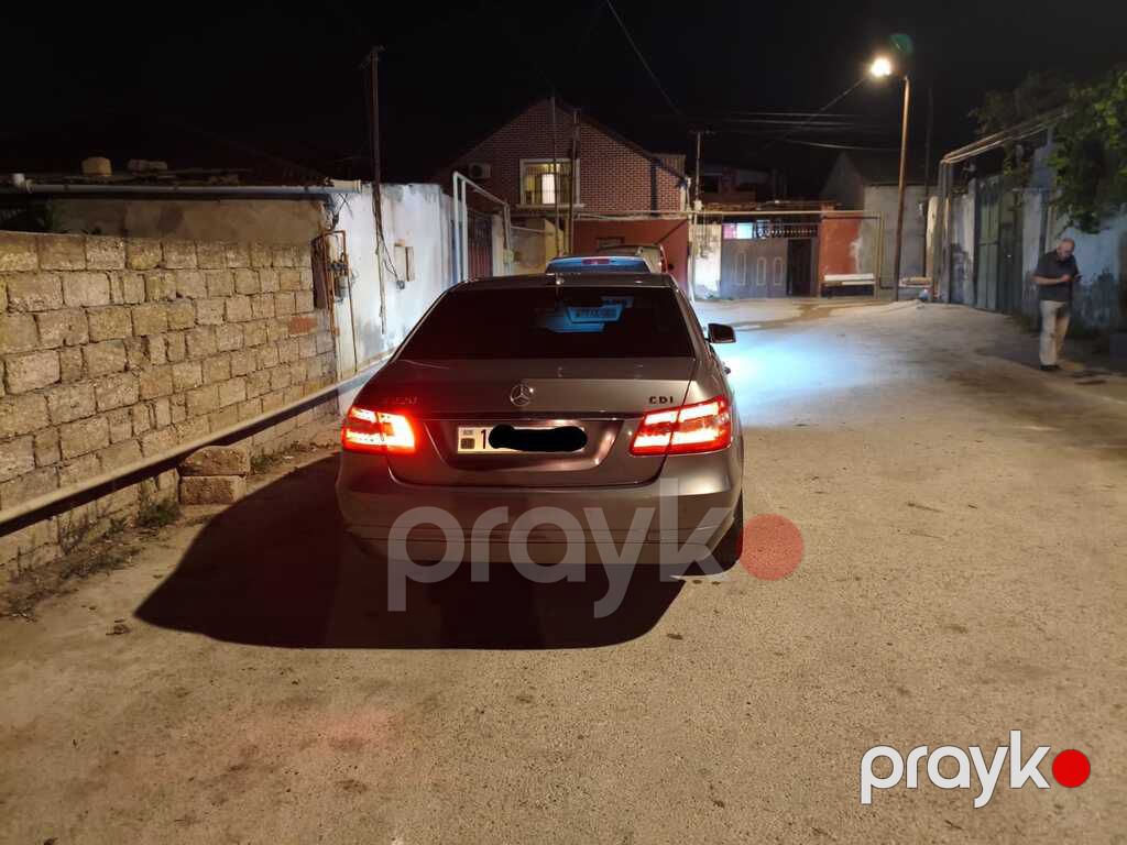 Mercedes E 220, 2.1 L, 2009 il, 281 345 km — Avtomobillər, Bakı (2)