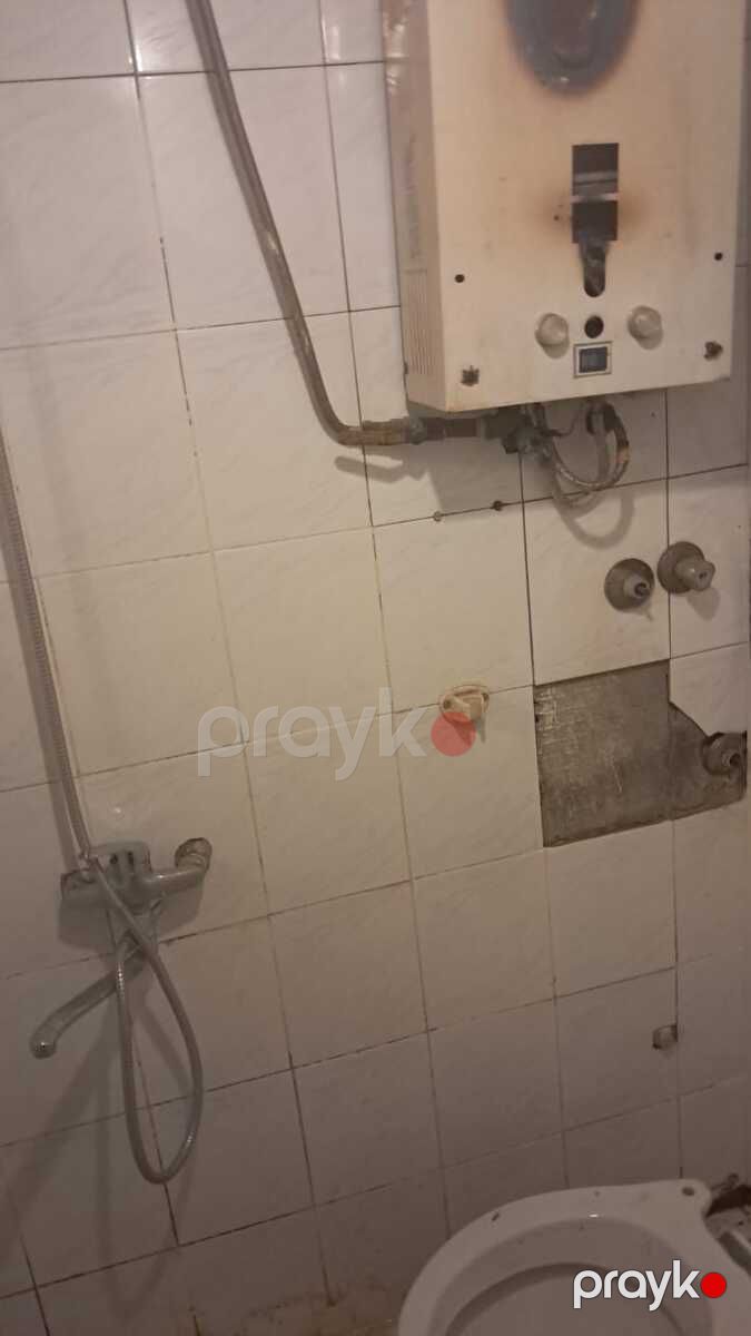 İcarəyə verilir 1 otaqlı köhnə tikili 52 m² — Mənzil, Bakı (5)