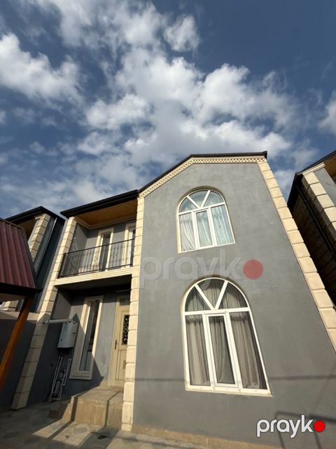 Həyət evi, Binə qəs — Bakı