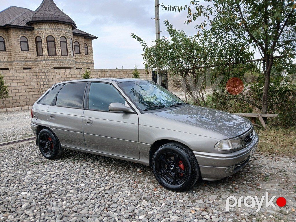Opel Astra, 1.6 L, 1995 il, 237 275 km — Avtomobillər, Quba (2)