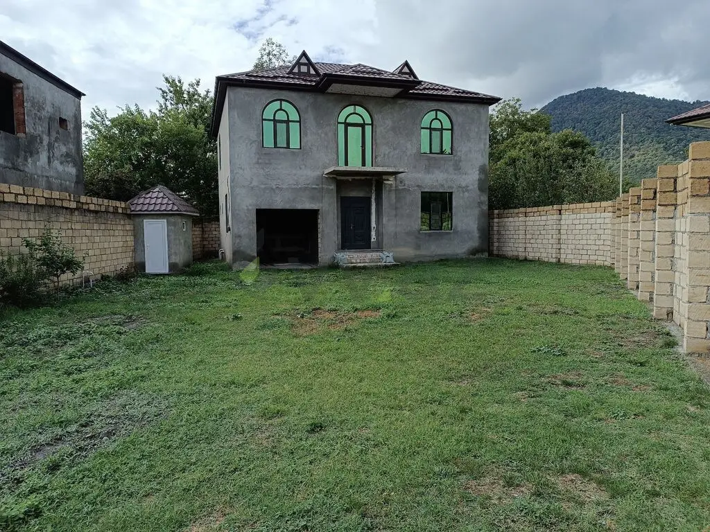 4 otaqlı Həyət evi Satılır, Qəbələ — Qəbələ