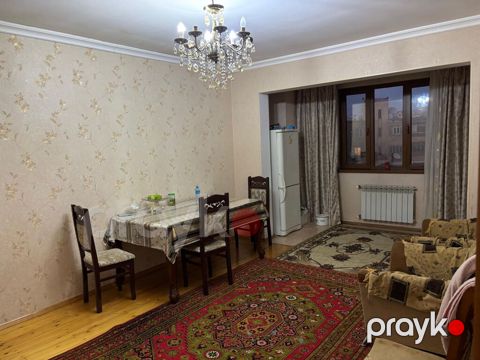 Bakı, Bakıxanov qəs., 4 otaqlı, Köhnə tikili, 80 kv. m — Bakı