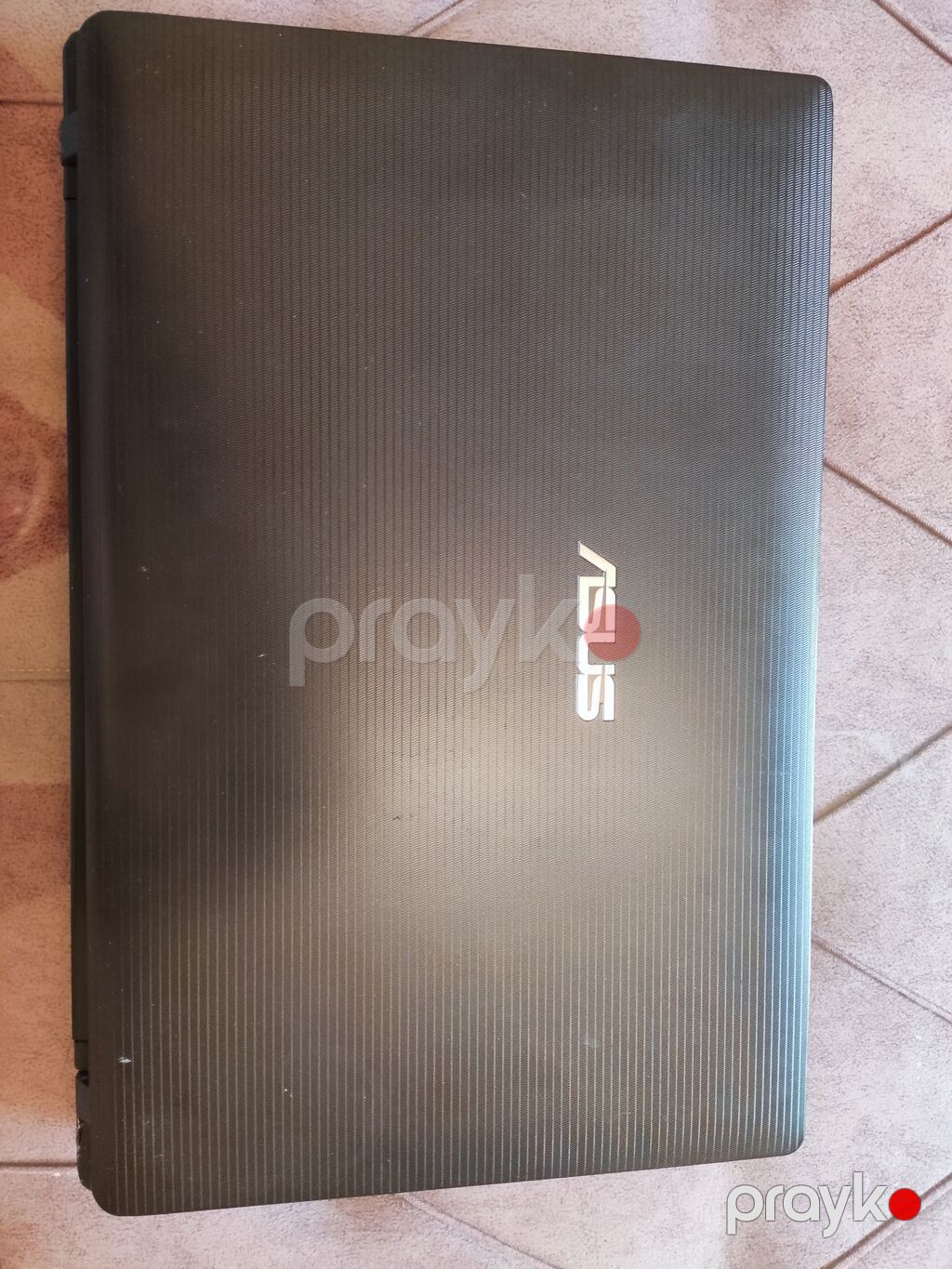 Asus noutbuk tek problem zaryatka saxlamir tokda isleyir. Ram 6 gb — Asus, Bakı (5)