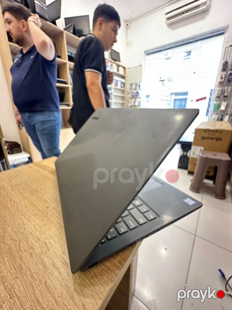 Noutbuk Lenovo — Bakı