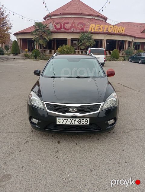 Kia Ceed SW, 1.4 L, 2009 il, 250 000 km — Tovuz
