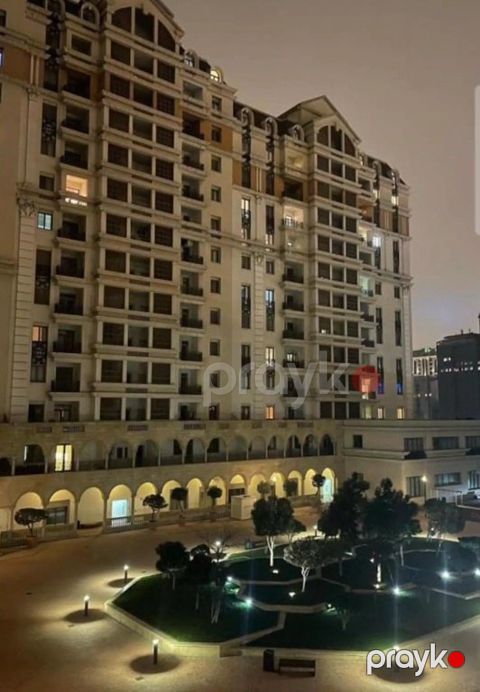 Satılır 5 otaqlı yeni tikili 442 m² — Bakı