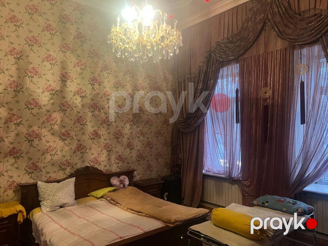 Satılır 10 otaqlı köhnə tikili 390 m² — Mənzil, Bakı (8)