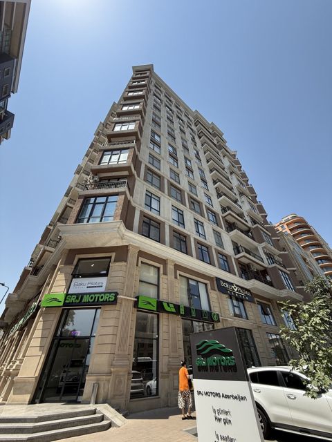 Satılır 4 otaqlı yeni tikili 220 m² — Bakı