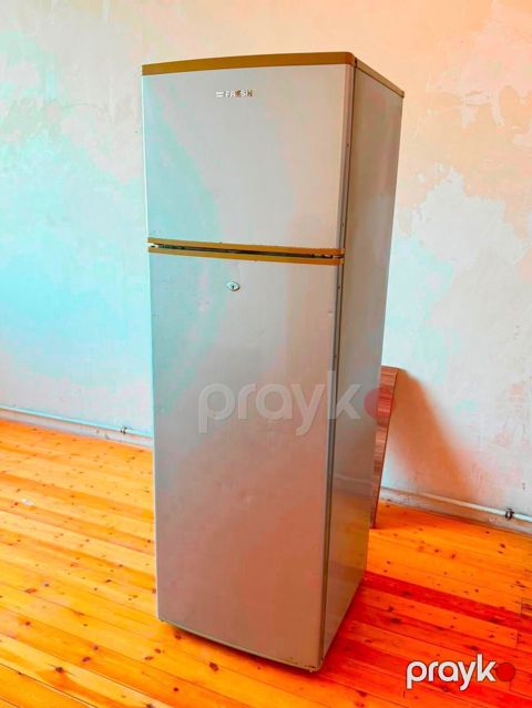 Soyuducu 165azn Qaracuxur 1180 leli — Bakı