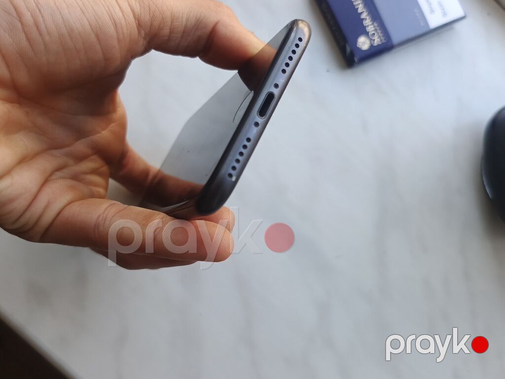 IPhone 8, Qara, Barmaq izi — Apple iPhone, Digah (2)