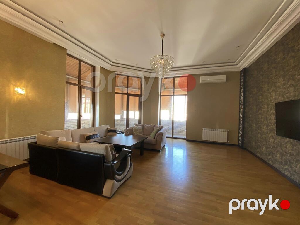 Satılır 4 otaqlı yeni tikili 218 m² — Mənzil, Bakı (2)