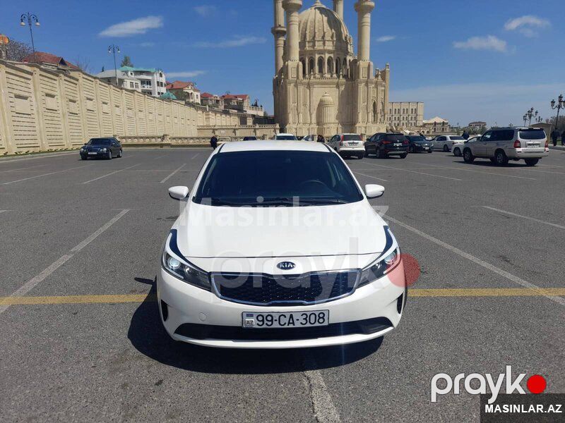 Hyundai Elantra, 2018 il — Minik avtomobili icarəsi, Bakı (7)