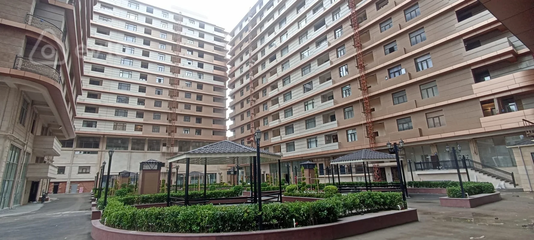 5 otaqlı mənzil, 256 m², Semed Vurgun kucesi — Bakı