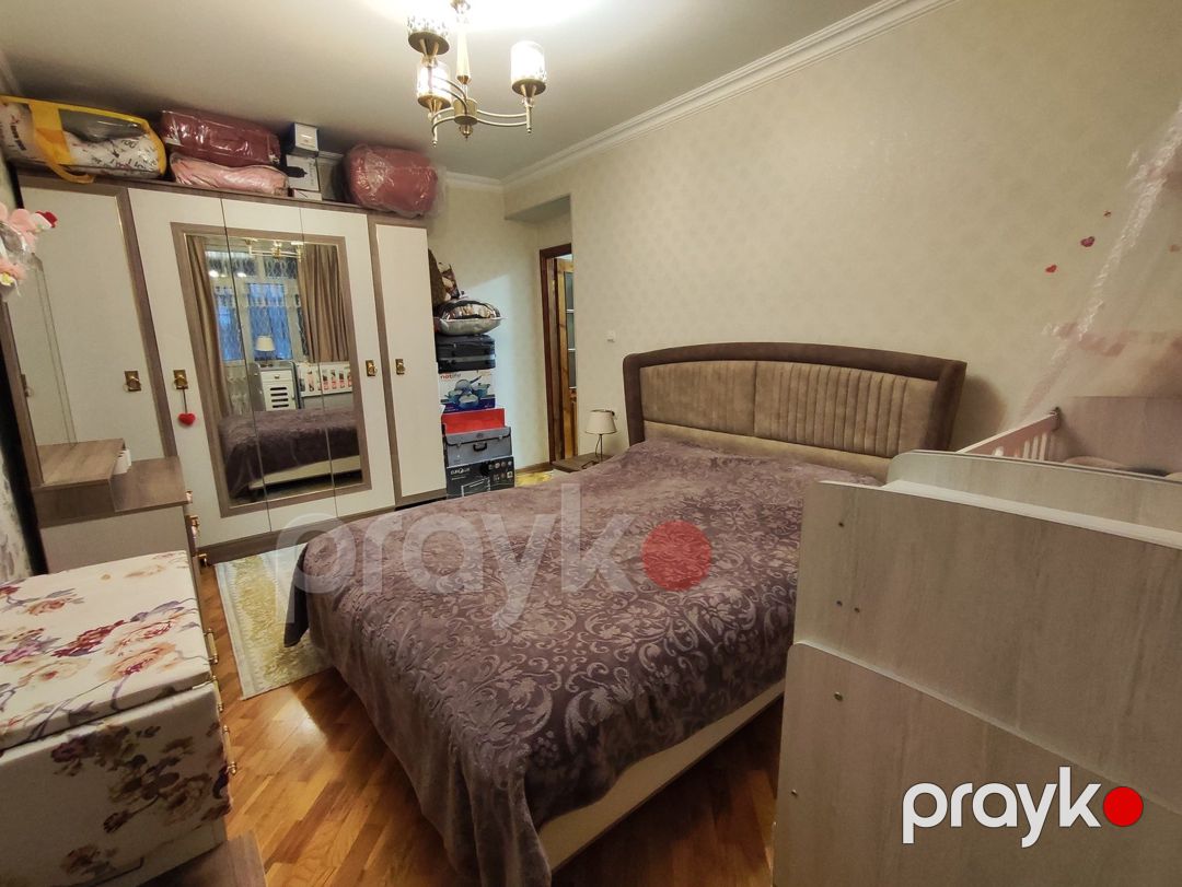 Satılır 4 otaqlı köhnə tikili 105 m² — Mənzil, Bakı (2)