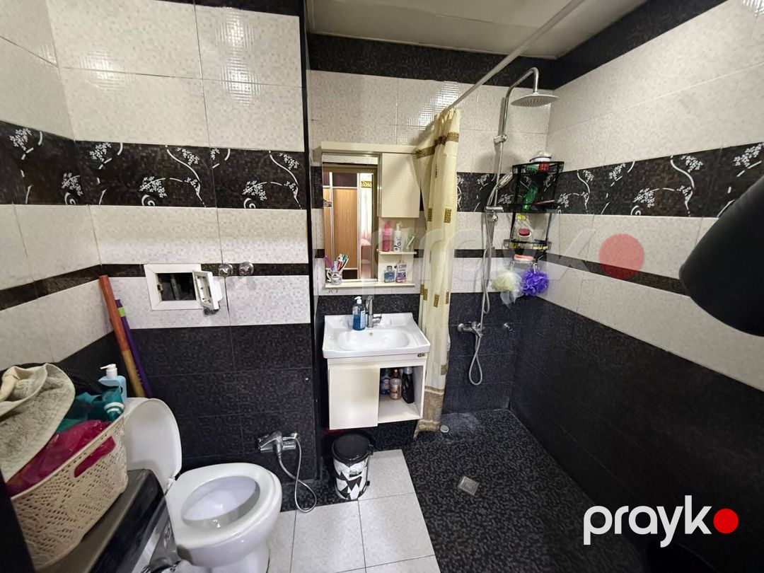 Satılır 3 otaqlı köhnə tikili 63 m² — Mənzil, Bakı (8)