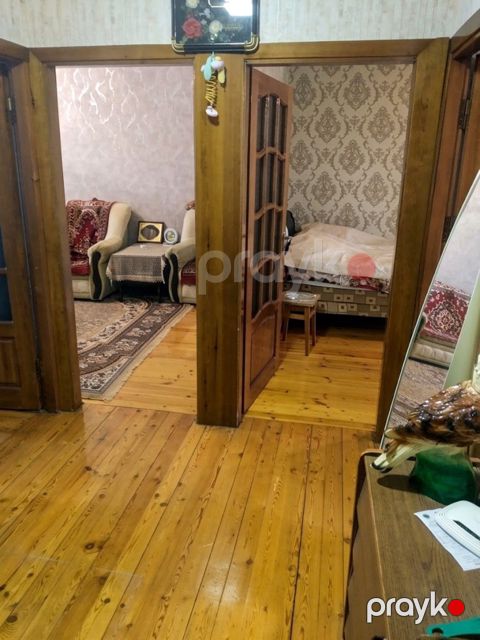 Satılır 4 otaqlı köhnə tikili 110 m² — Bakı