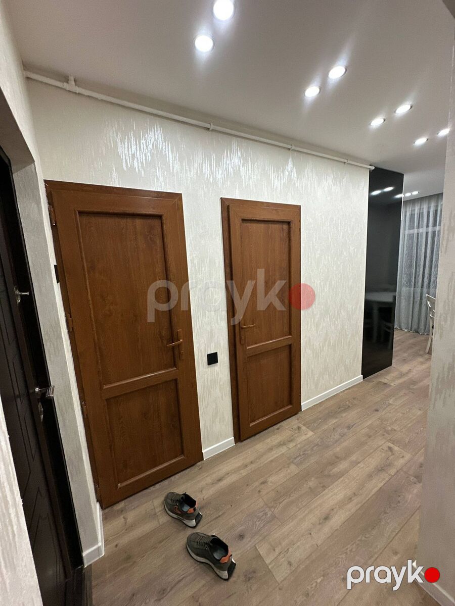 Satılır 2 otaqlı köhnə tikili 65 m² — Mənzil, Bakı (8)