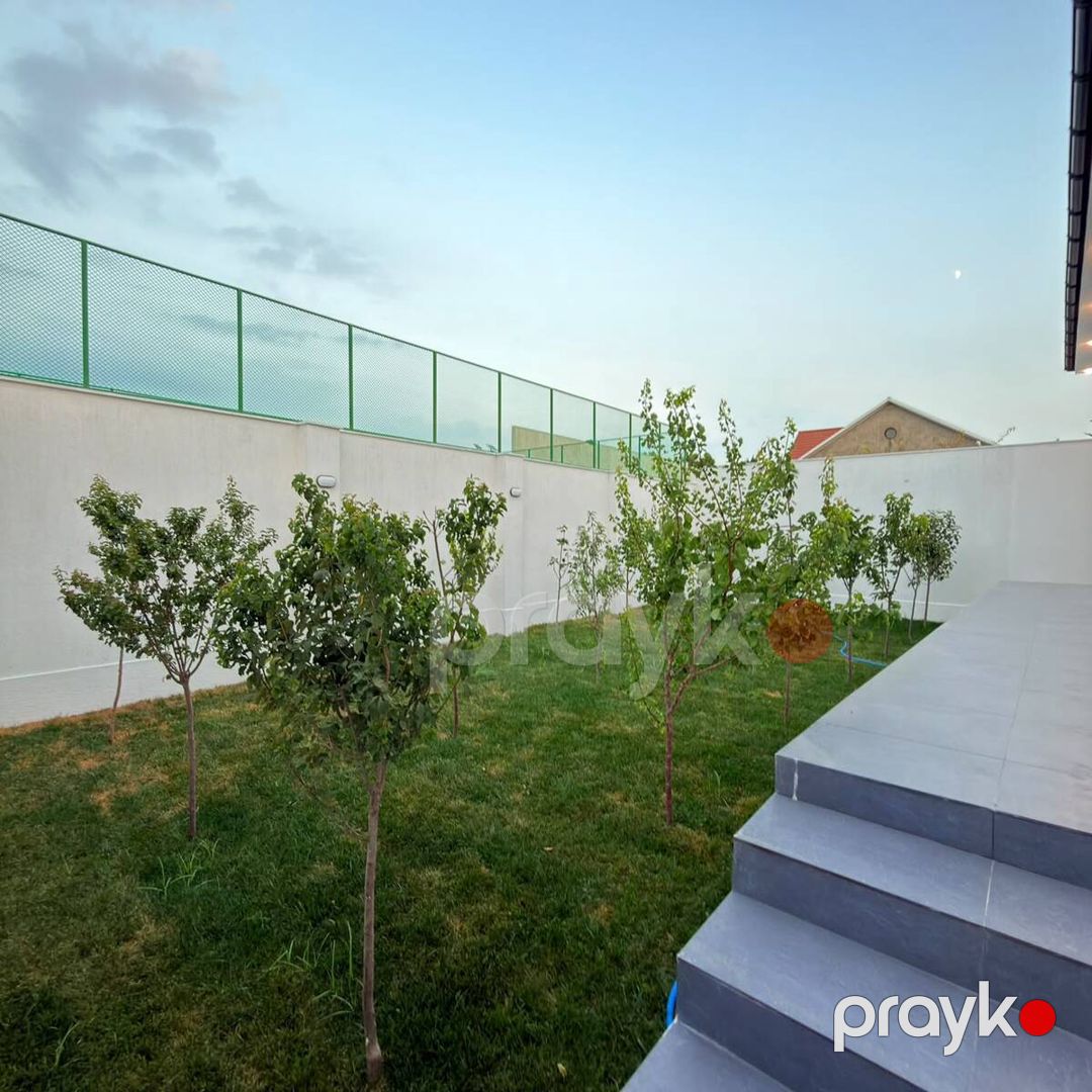 Satılır 5 otaqlı həyət evi/bağ evi 320 m² — Ev, villa, Bakı (7)